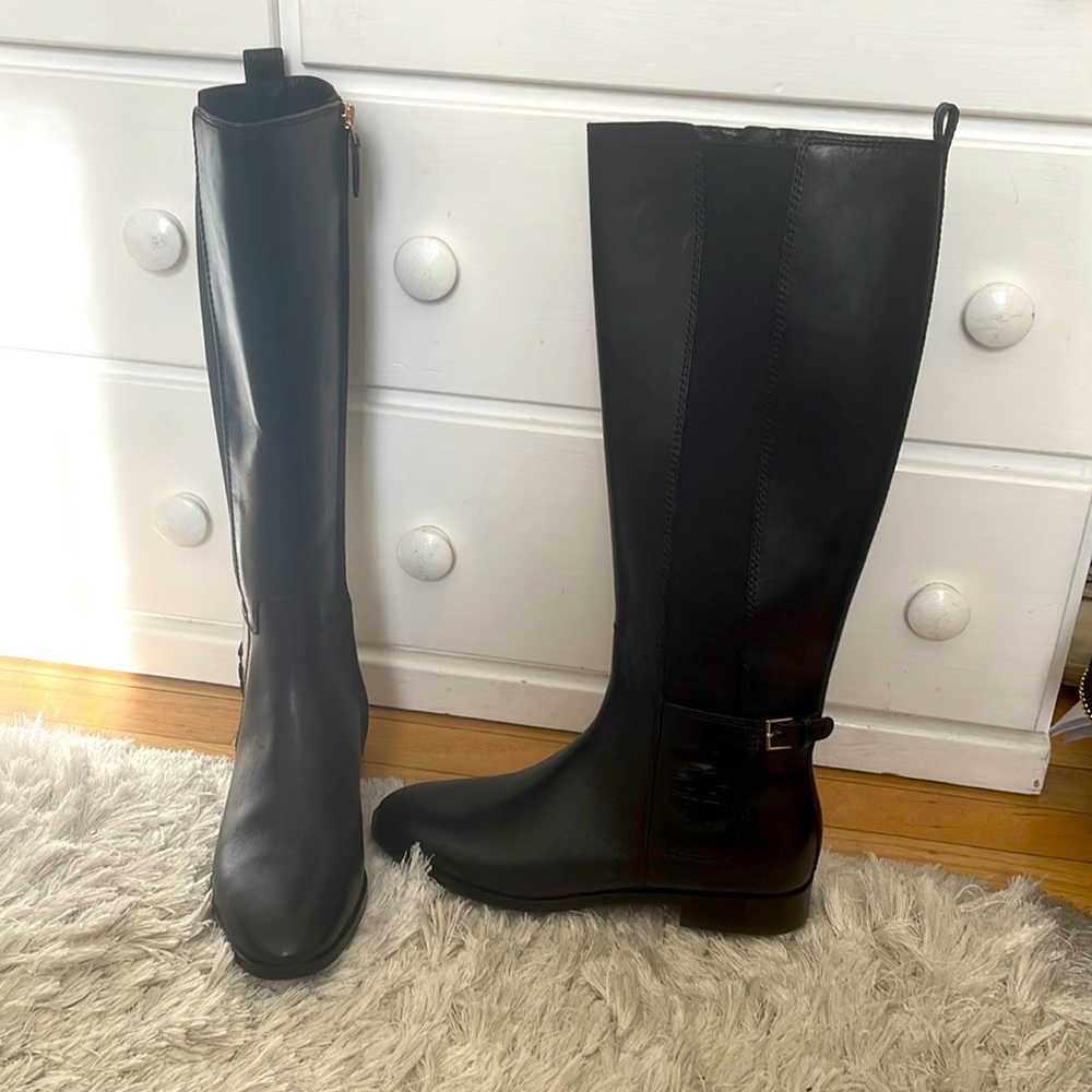 NWT Tory Burch Wyatt 2 Boot in Perfect Black